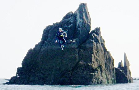 mike tombstoning